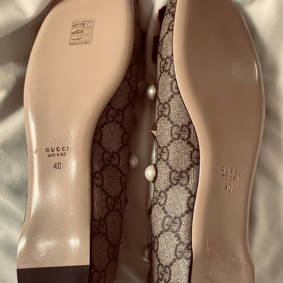 GUCCI Brand new, never worn, no box.
Only dust bag - Picture 5 of 7